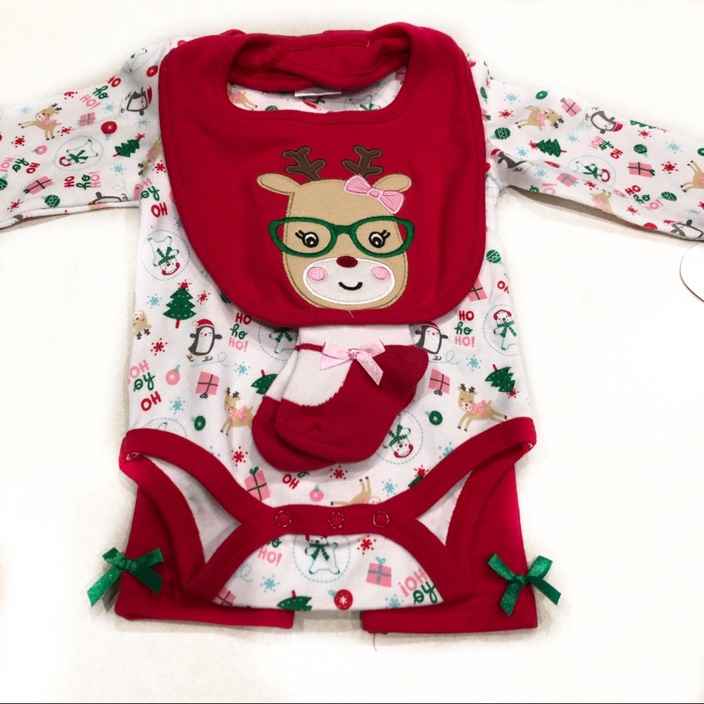 SOLD!!!    NWT Christmas outfit girls size 3-6m - Picture 3 of 12